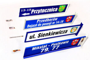 Tablice z nazwą ulicy bez nazwy 12
